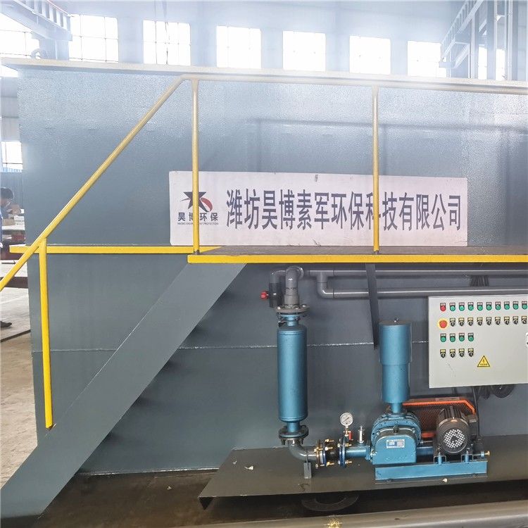 青海烏蘭5-2.1-2.2米一體化污水處理設(shè)備安裝完成